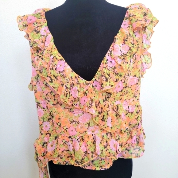 NWOT Open Edit large floral lined flutter sleeve ruffle top with side zipper/tie - Picture 1 of 11